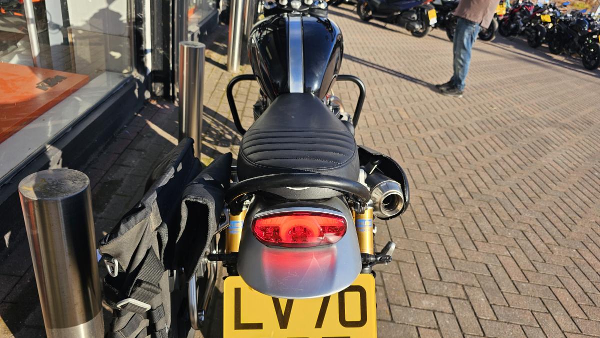 
								TRIUMPH SCRAMBLER 1200 XC full									