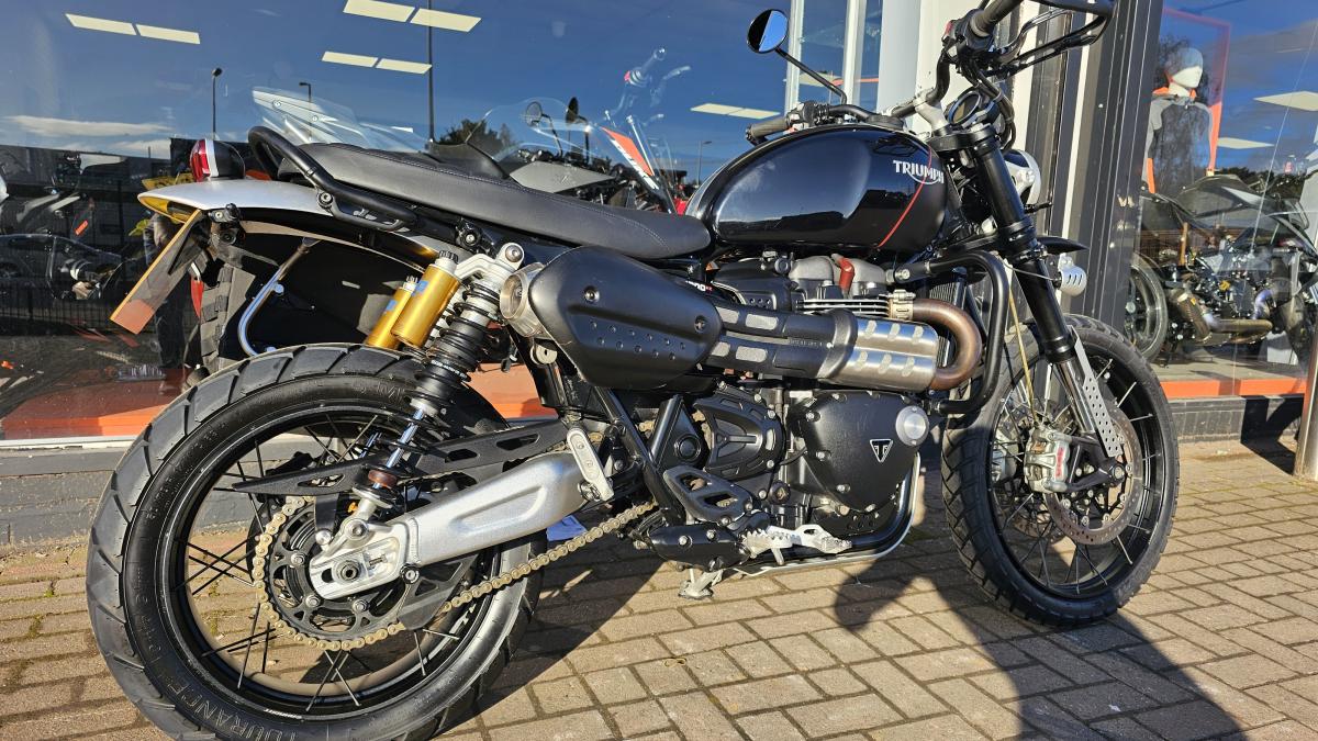 
								TRIUMPH SCRAMBLER 1200 XC full									
