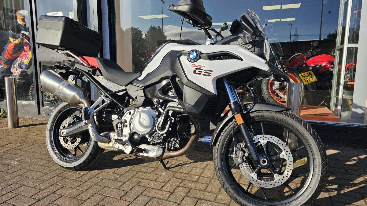 
								BMW F 750 GS full									