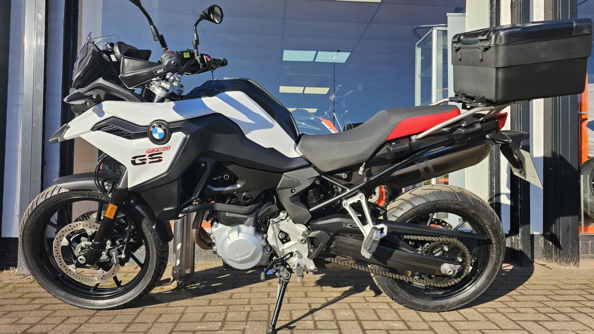 
								BMW F 750 GS full									