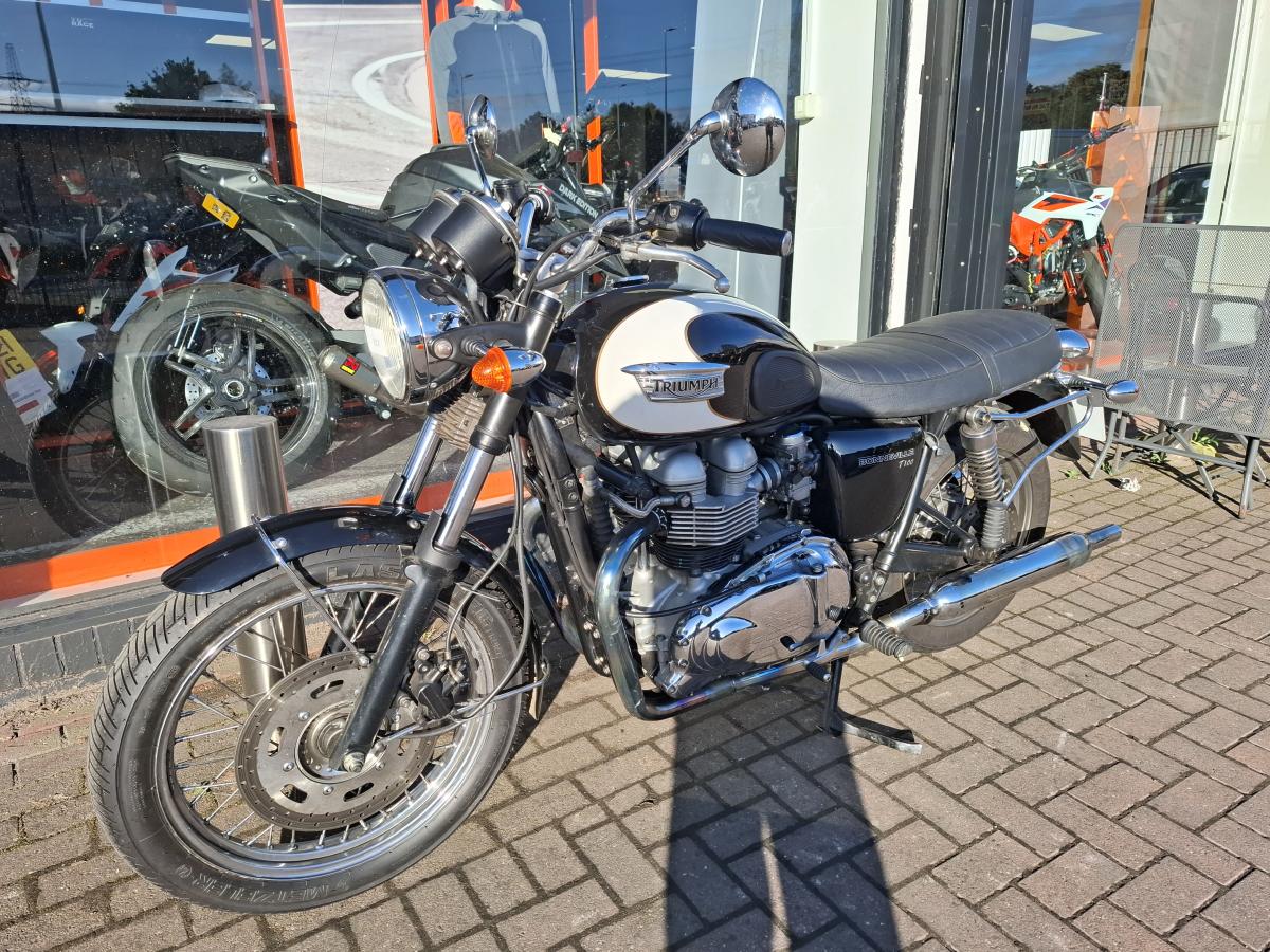 TRIUMPH BONNEVILLE T 100 (865)