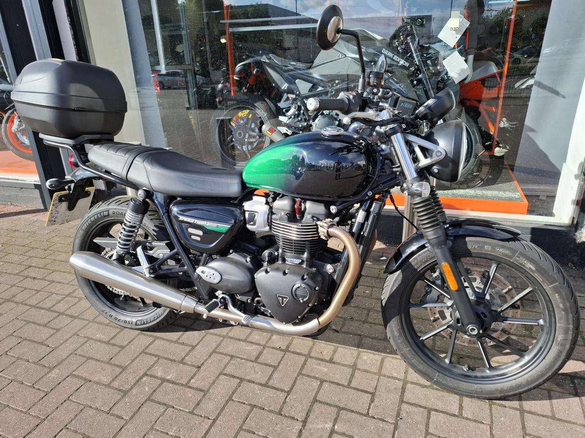
								triumph SPEED TWIN 900 full									