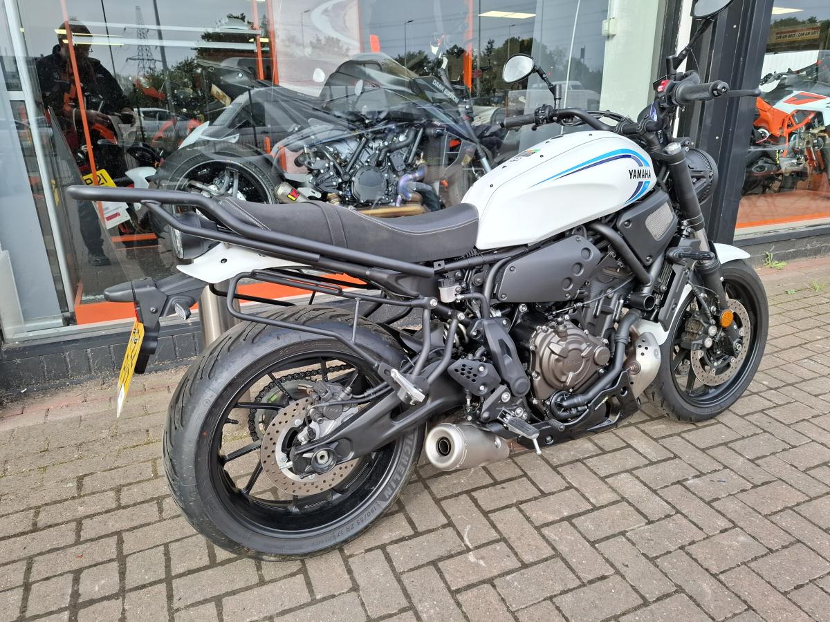 YAMAHA XSR 700 (MTM690)