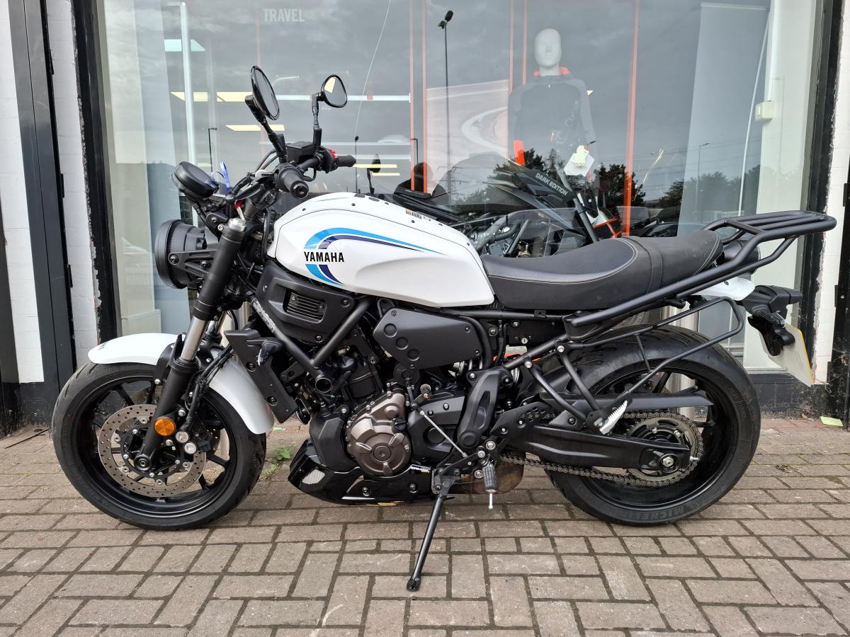 YAMAHA XSR 700 (MTM690)