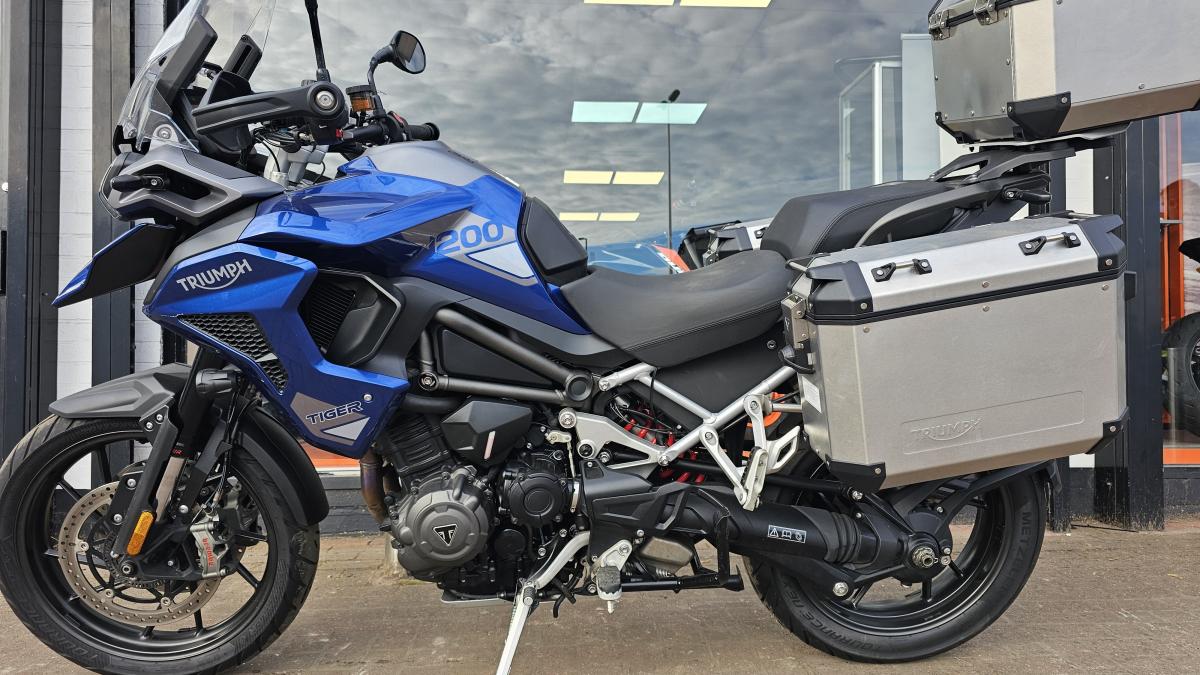 TRIUMPH TIGER 1200 GT PRO