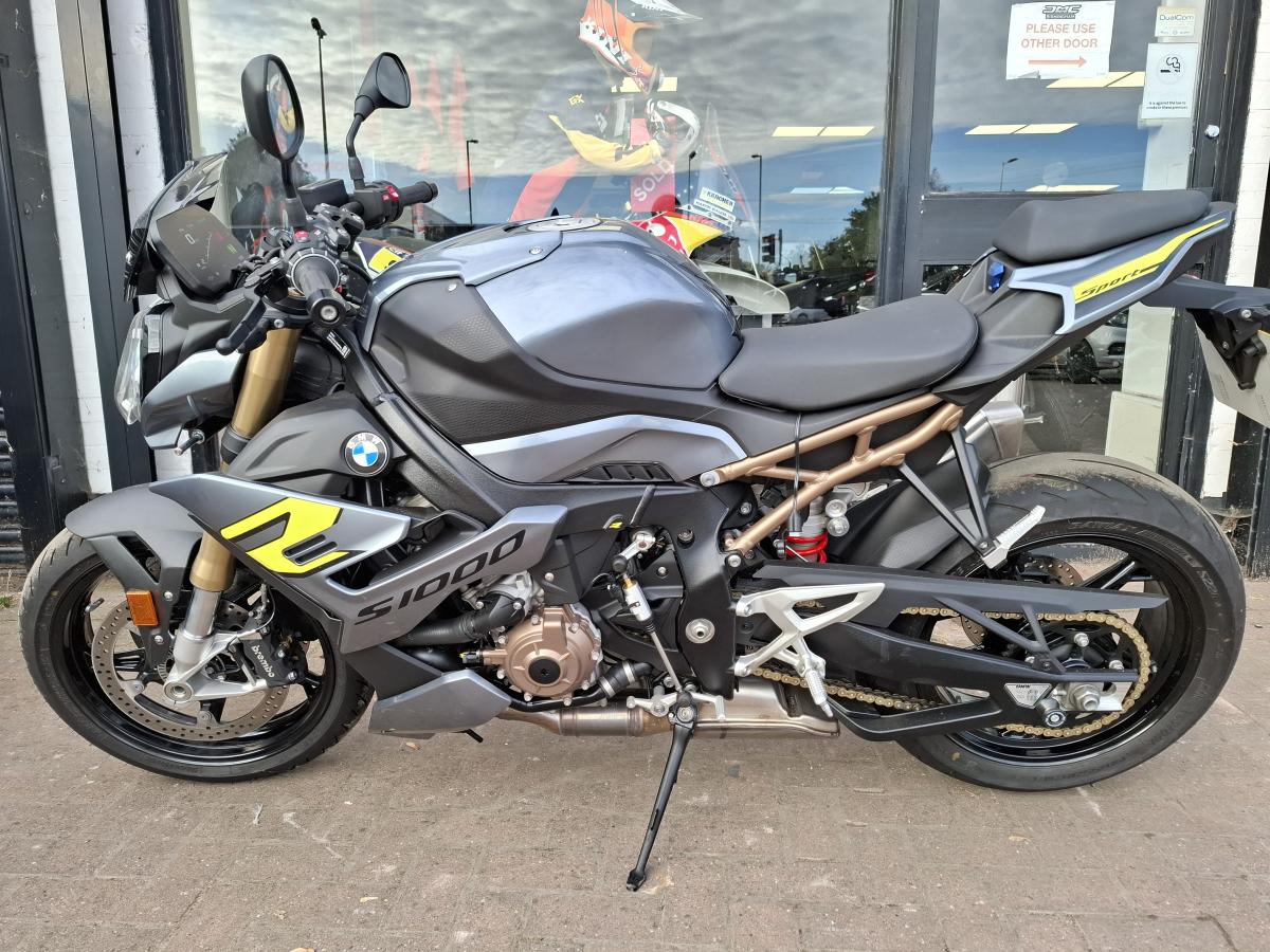 BMW S 1000 R SPORT