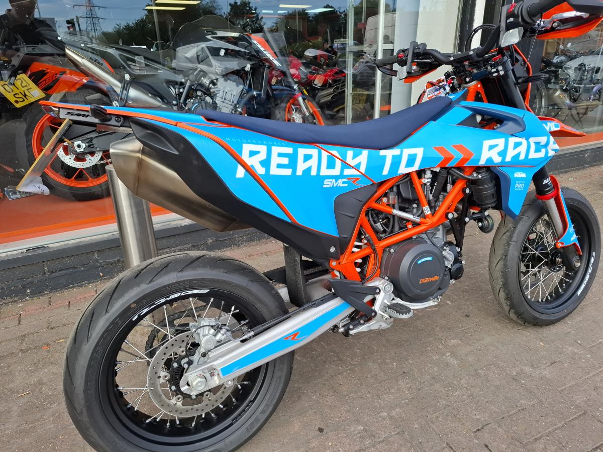 KTM 690 SMC R 24