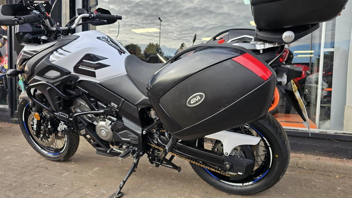 
								SUZUKI DL 650 X AL7 full									