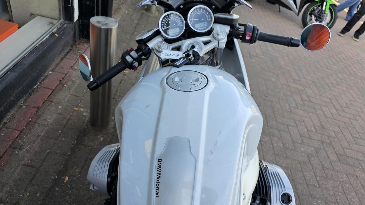 
								Bmw R NINET RACER full									