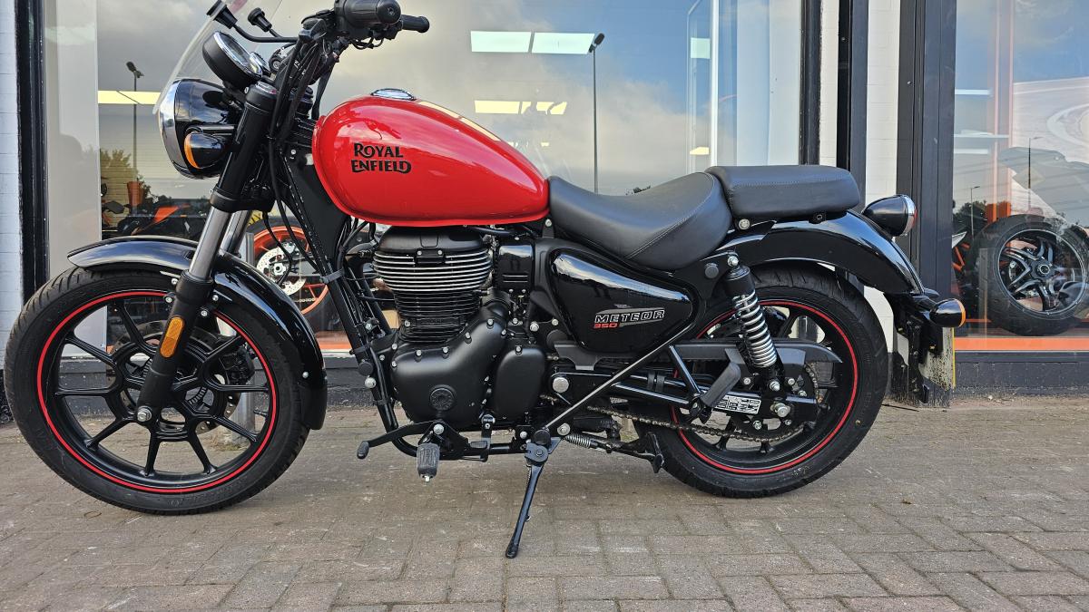 
								Royal Enfield METEOR 350 E5 full									
