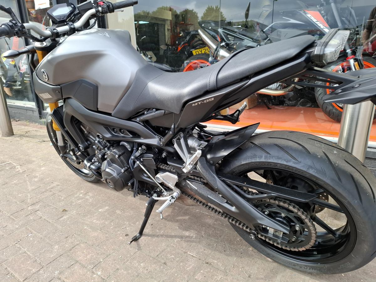 YAMAHA MT – 09 ABS