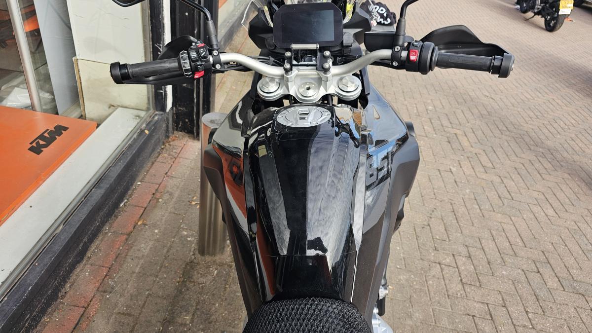 
								Bmw F 850 GS TE full									