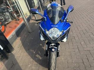 
								SUZUKI GSXR 600 K6 full									