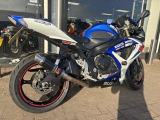 
								SUZUKI GSXR 600 K6 full									