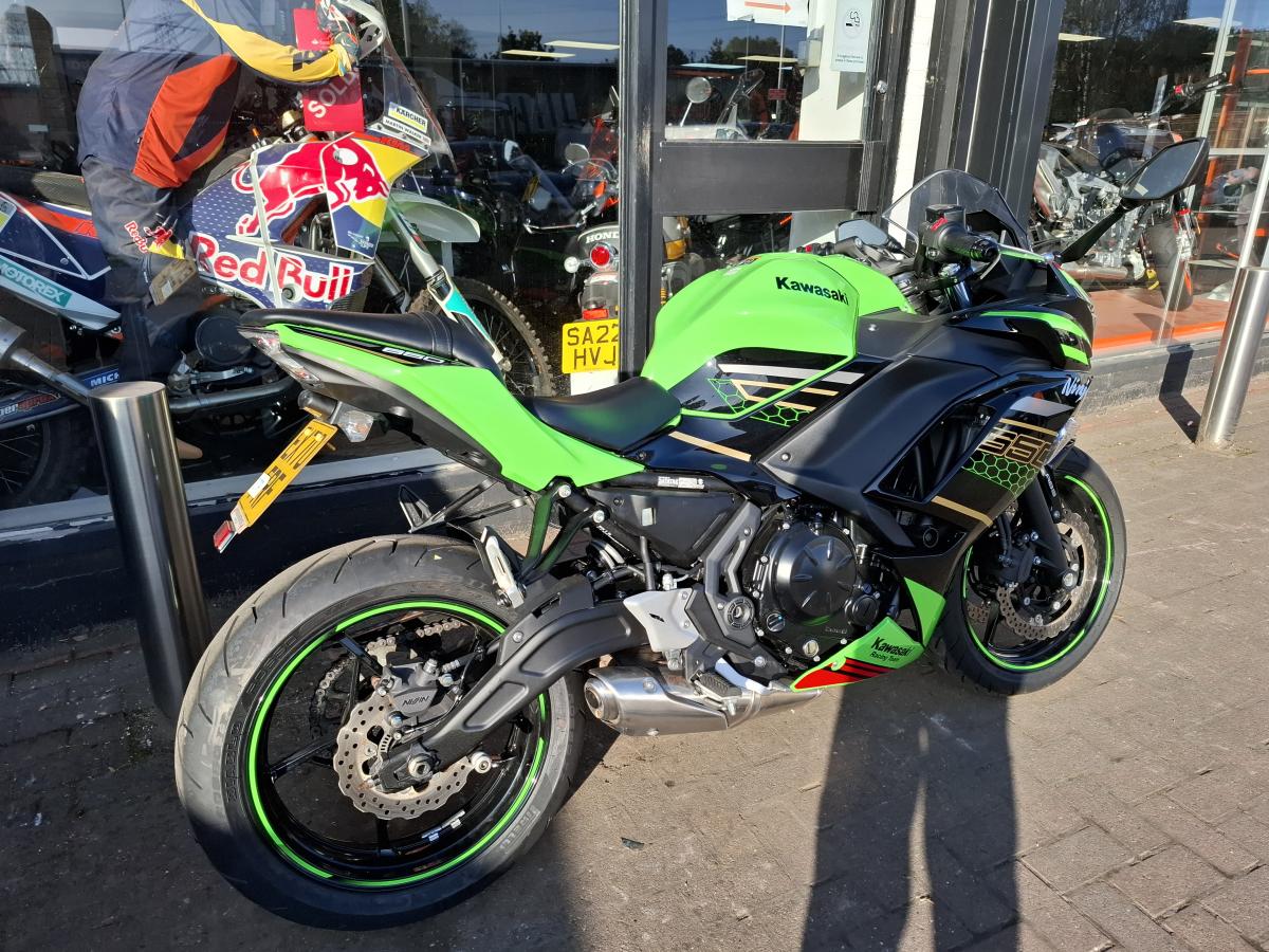 Kawasaki NINJA 650