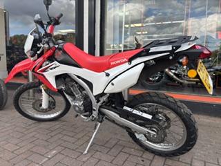 
								Honda CRF 250 L-D full									