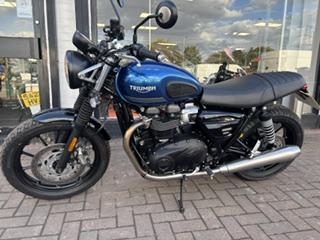 Triumph BONNEVILLE STREET TWIN