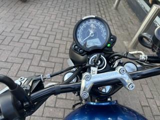 Triumph BONNEVILLE STREET TWIN