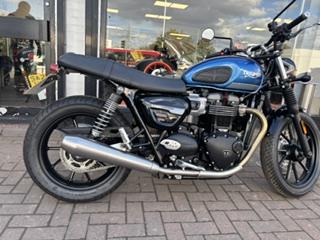 
								Triumph BONNEVILLE STREET TWIN full									