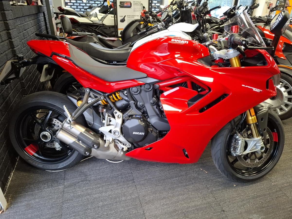 DUCATI SUPERSPORT 950 S