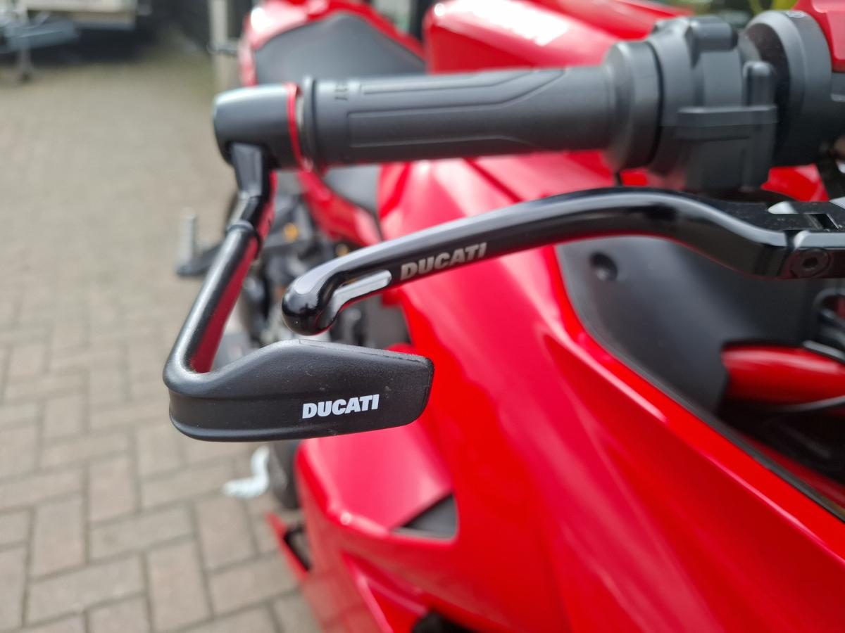 
								DUCATI SUPERSPORT 950 S full									