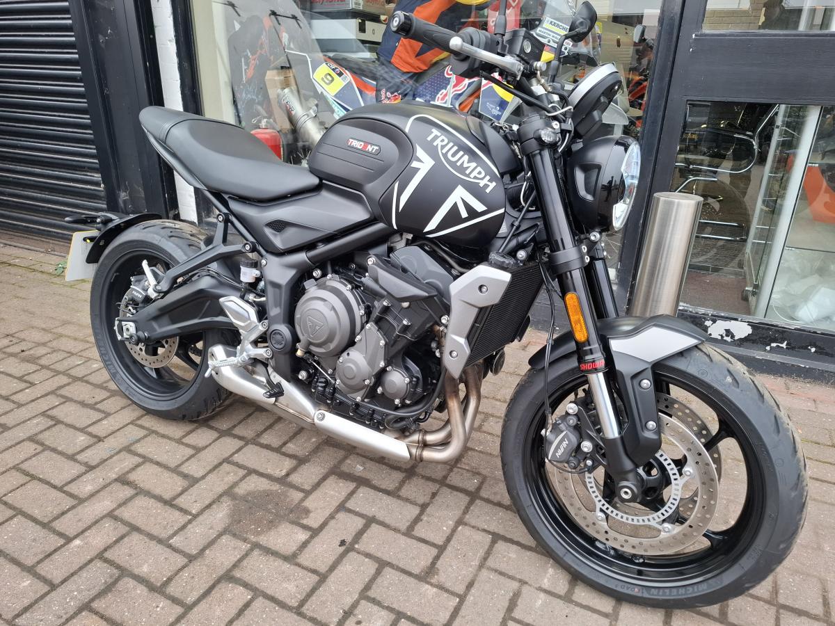 TRIUMPH TRIDENT