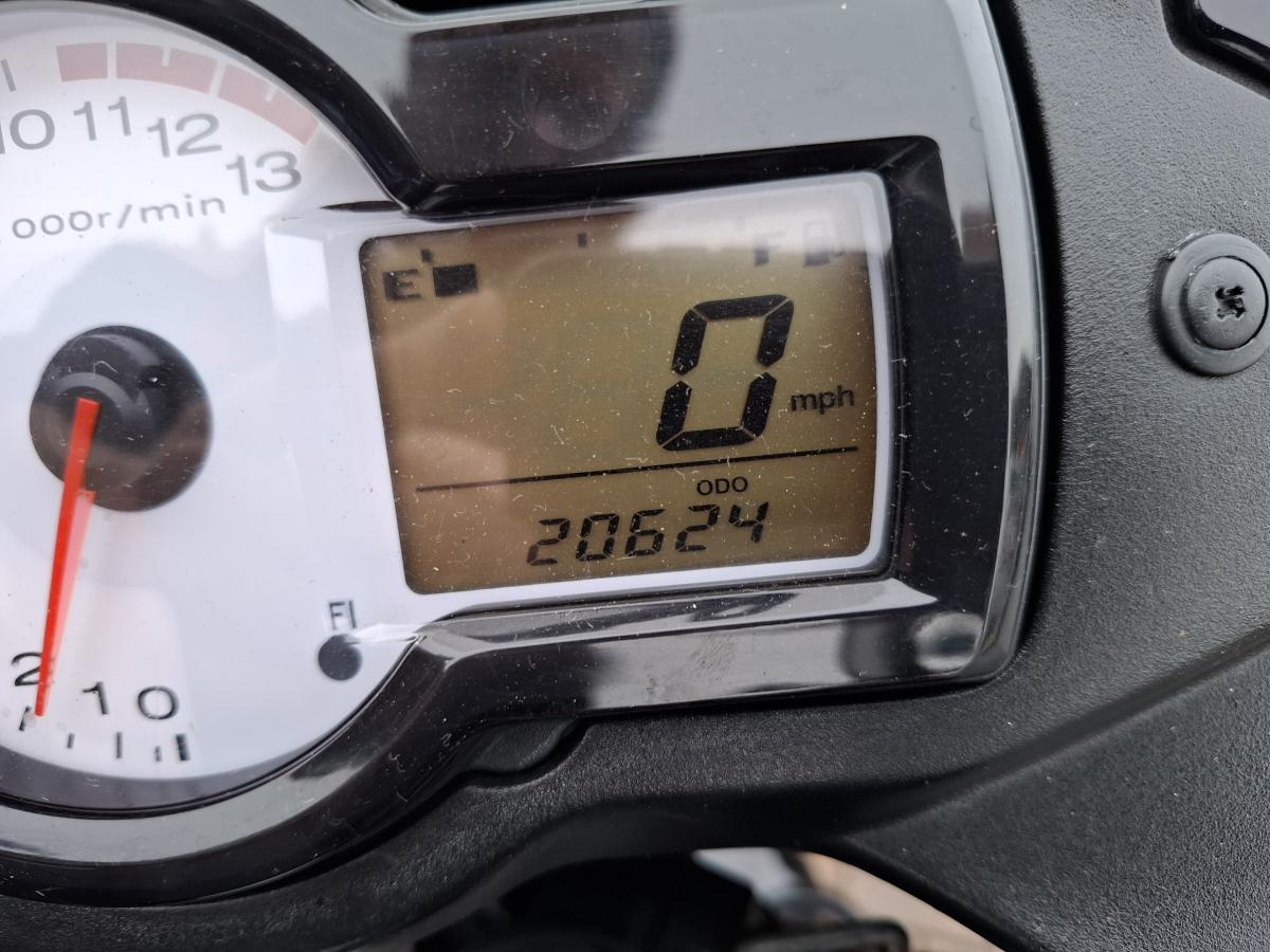 
								KAWASAKI KLE 650 A9F full									