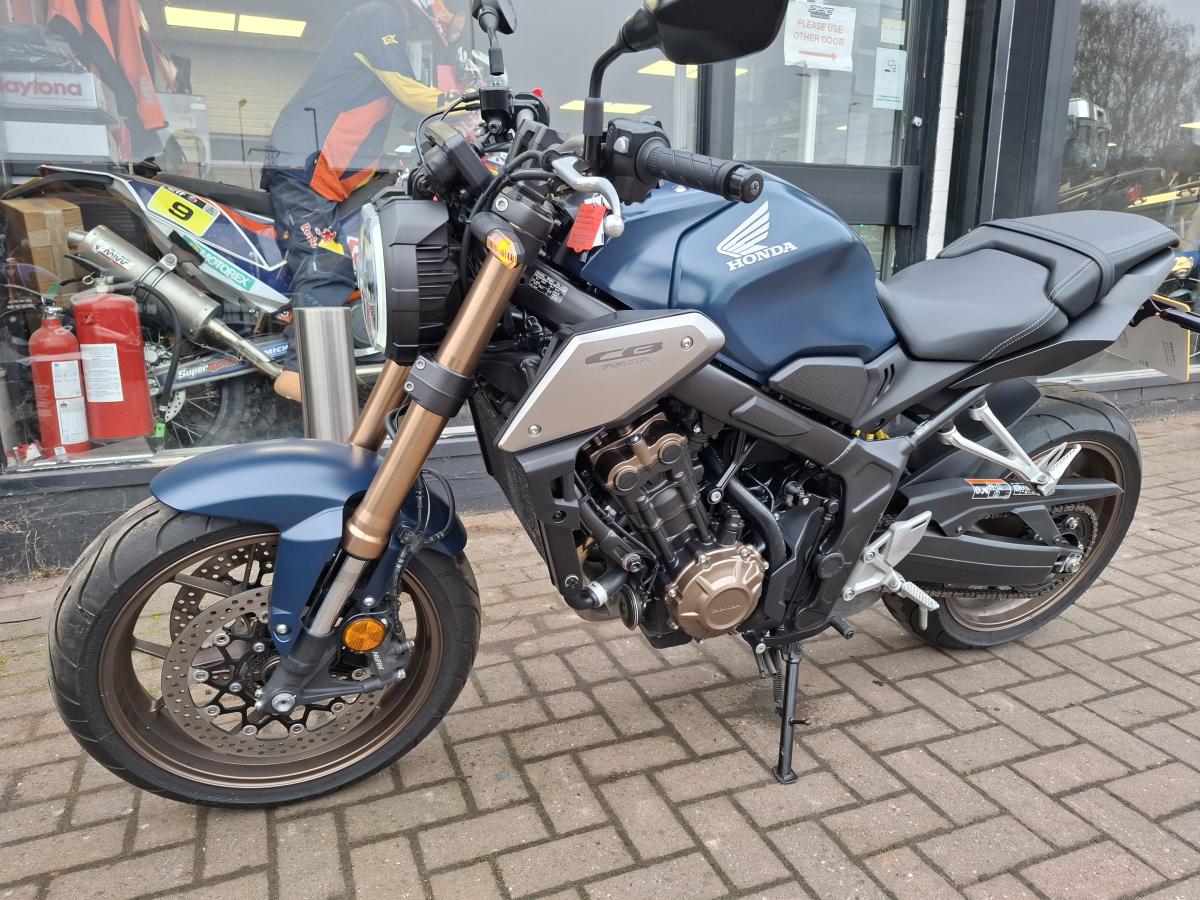 HONDA CB 650 RA-M