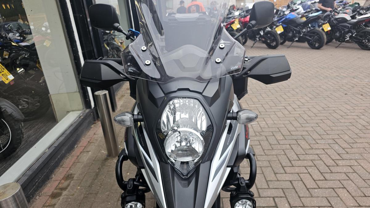 
								Suzuki DL 1000 X AL8 ABS full									
