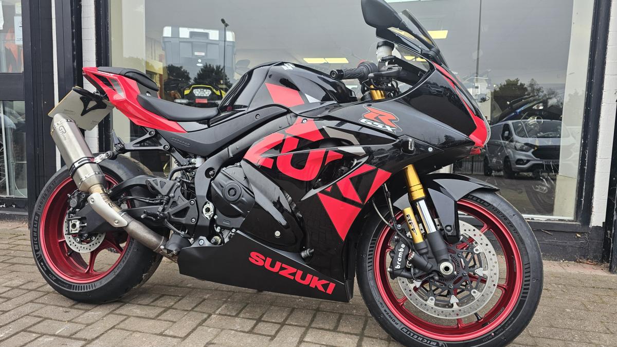 SUZUKI GSXR 1000 RAM0