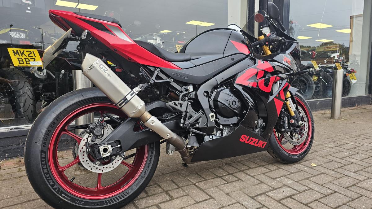 SUZUKI GSXR 1000 RAM0