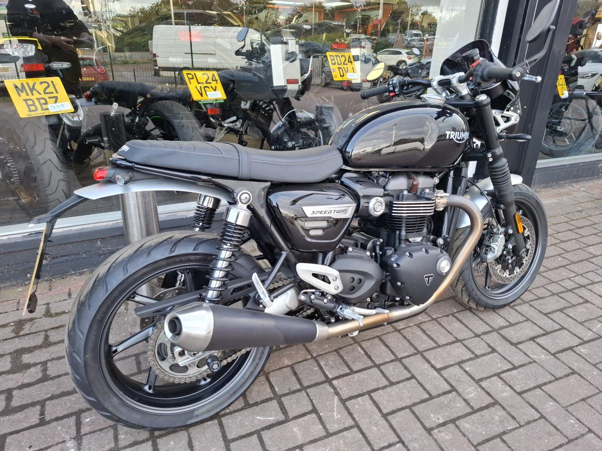 Triumph SPEED TWIN