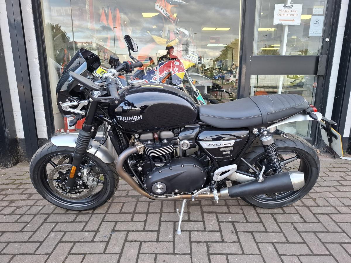 Triumph SPEED TWIN