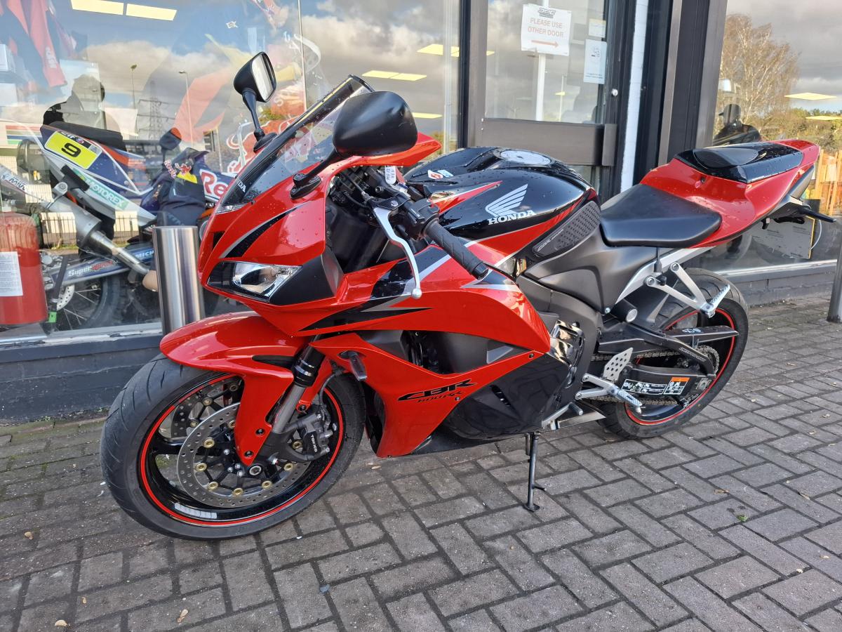 Honda CBR 600 RR-A