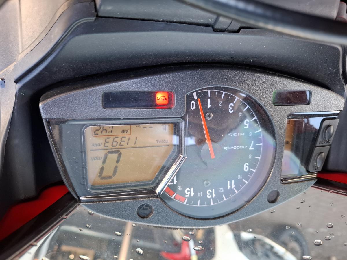 
								Honda CBR 600 RR-A full									