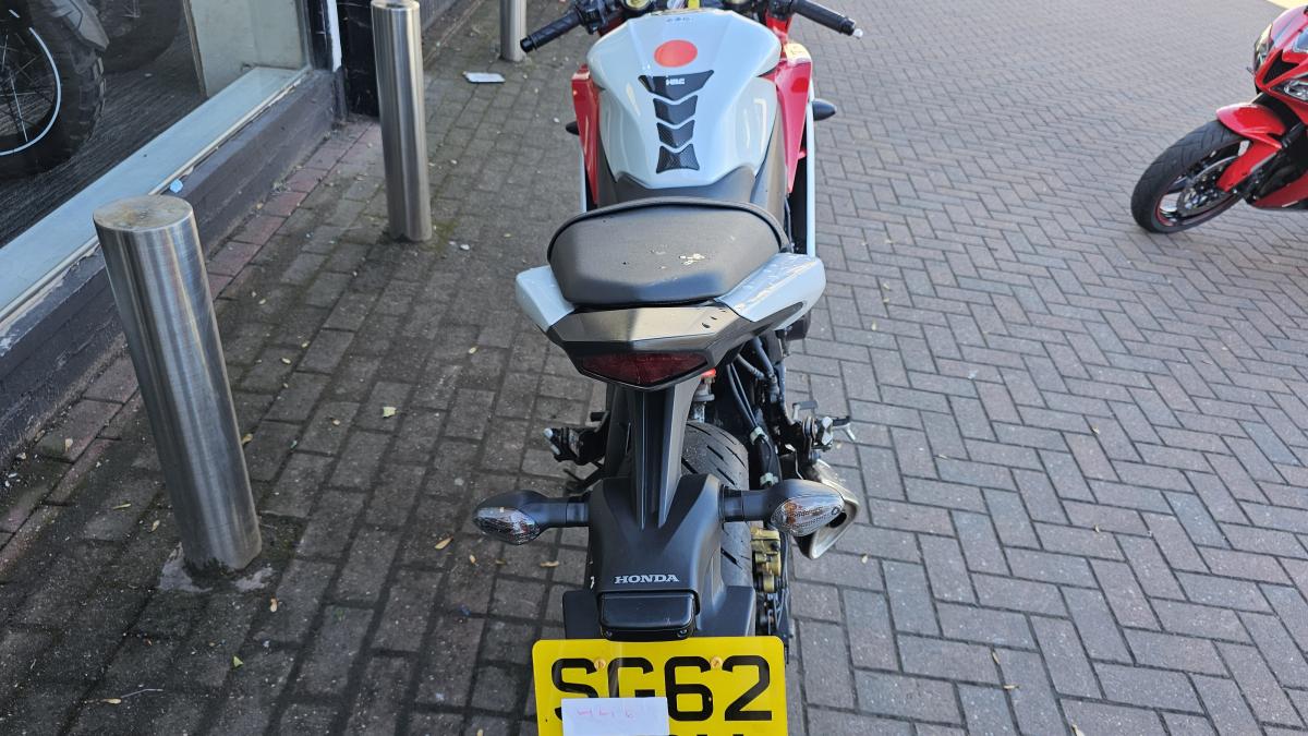 
								HONDA CBR 600 FA-B full									