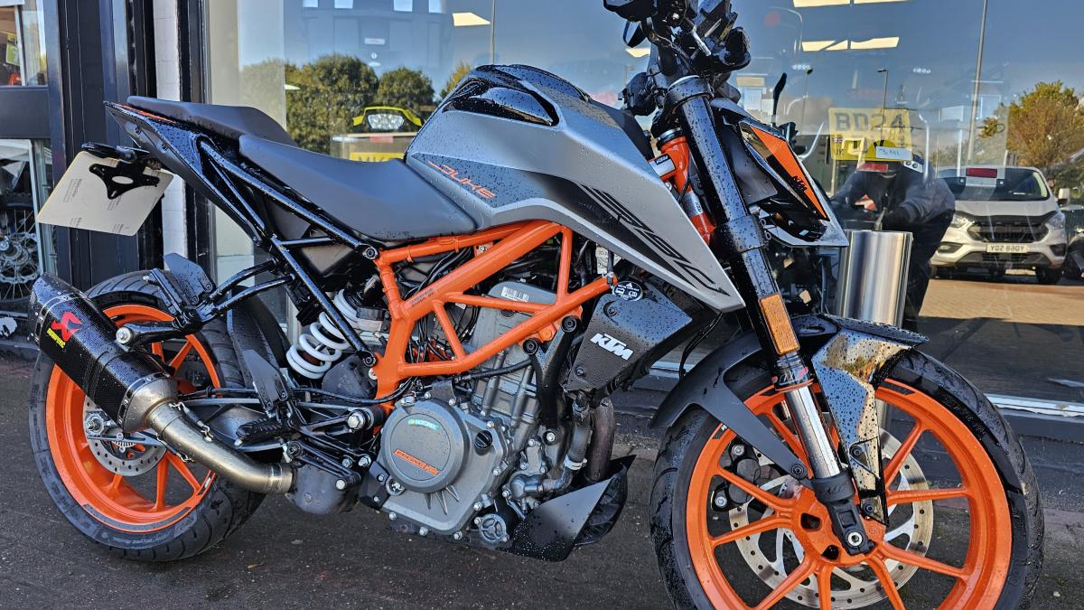 
								KTM 390 DUKE 21 full									