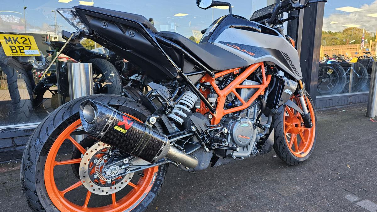 
								KTM 390 DUKE 21 full									