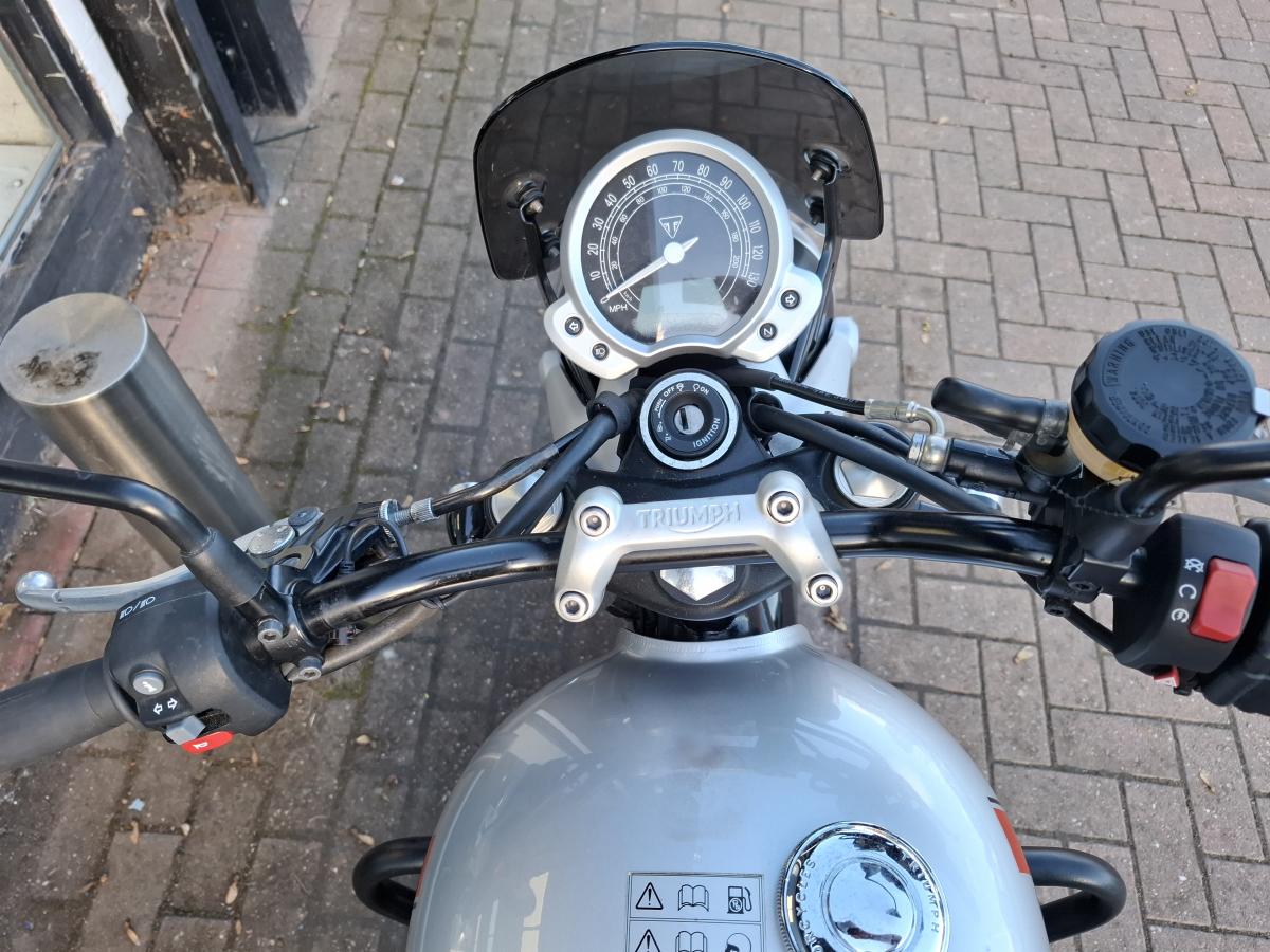 Triumph BONNEVILLE STREET TWIN