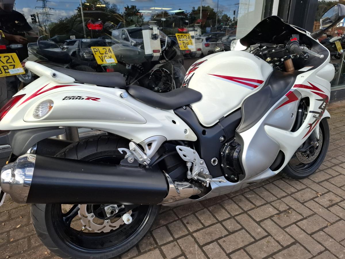 Suzuki GSX 1300 RK8
