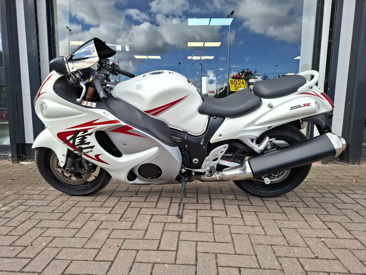Suzuki GSX 1300 RK8