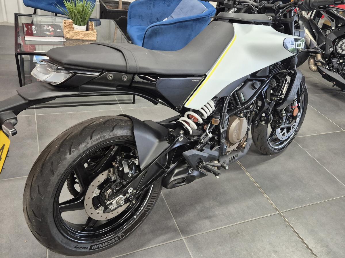 HUSQVARNA HUSQVARNA VITPILEN 401 2024