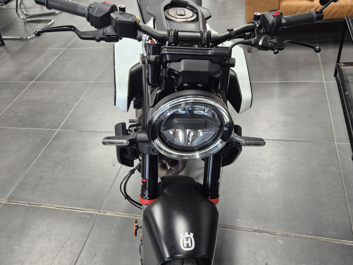 HUSQVARNA HUSQVARNA VITPILEN 401 2024